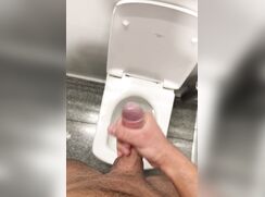 Uncut toilet wank