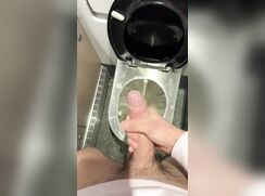 Train toilet wank - tagging