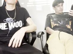 مع ابن الجيران اللي