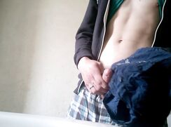 hot cuming in two Boxers, mal wieder geill boys porn