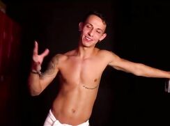 Amateur Club Bareback Butt Sized Glory Hole