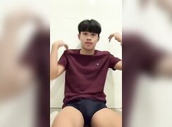 Nice Chinese cam porn boy