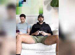 daddy couch sex hot boy gay porn