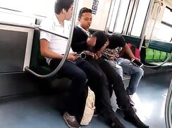 Dans Le Train Branle