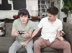 Raw Gaymers Twinks Porn First Time Gay Porn