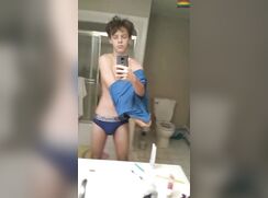 Flexing his body twink gay porn tube