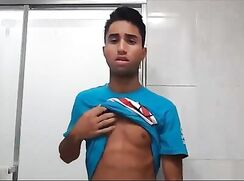 cute hung amateur twink plays with cock