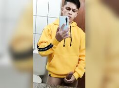 Twink Restroom Toilet Cum Wank Solo Gay