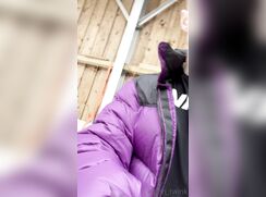 Brit Lad Aiden Walked In by Dad while Having a Wank