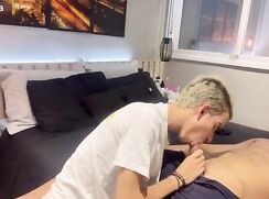 Dnz str8 lad’s first gay bj