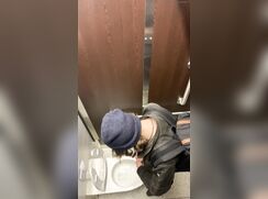 Teen Airport Piss Spy