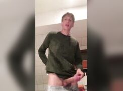 Jaden huge Dick jerks cum ...