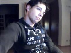 curved cock teen cums on cam