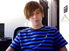 {ALV} College boy wanks on cam