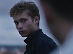 Hidden Kisses (2016) Gay Themed Movie