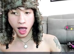 Sweet Twink Cumming Cam Show Gay Porn