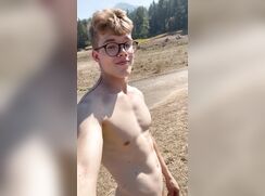 Exhibitionist Twitter Twink