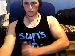 [ABX][4][056] - Cute muscle boy shoots on himself