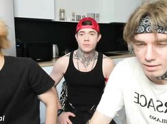 Three Russian Twinks just flashing