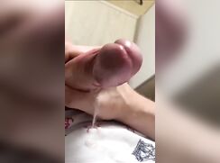 Big Dick Twink Cum Handjob Solo