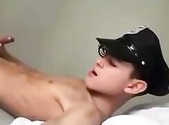 MUF - Hotterbrandon Cums 01