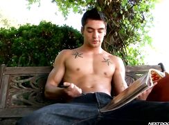 ]]JOHNNY TORQUE numa punheta solo legal![[