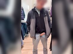 [Twit] [528] I got a bit horny while shopping…