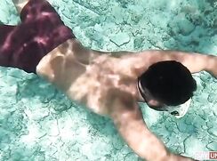 Retour de plage , ils sont très excités