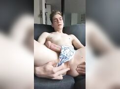 Zac-twink tease his hole