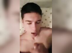 Zac-daddy cum on my face