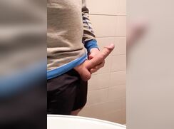 [Twit] [584] This dude knows how to drench!