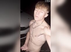 Wanking Quick OutDoor Solo