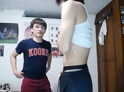 BEST FRIENDS MAKING OUT IN THE BEDROOM CAM BOYS PORN