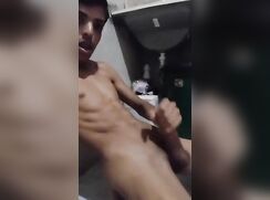 KTB 1052 - Twink Cum Amateur Solo