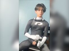 MUF - Cute Slim Young Latino Derek Wanks & Cums - Derek Palacios Cums 01