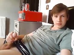 mpled-chin hotty cums on ca