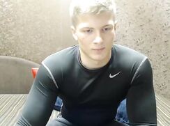 beautiful blonde show jerk off cam porn