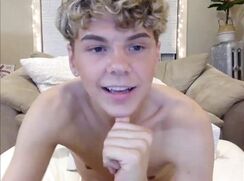 blond curly-haired hotty cummer