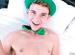 leprechaun takes his shalaylee