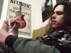 Horny rock twink sounding with spoon