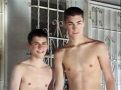 Vintage - American Boys Raw Gay Porn Videos