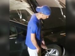 Latino Hétéro cum piss