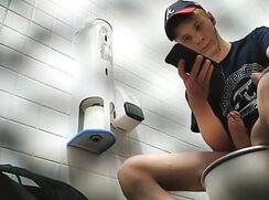 Quickie On The Toilet   HV