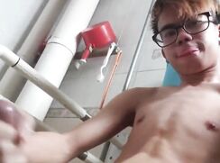 [Archive of GBT][0206] Hot cummer in mechanical room