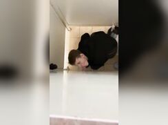 Chad gave his 19 cm to suck through GloryHole