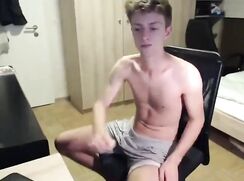 webcamming twink boys porn show bedroom