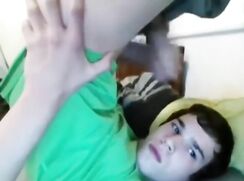 Cute dude cums in his face!