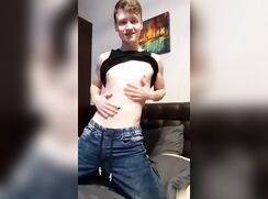 Cutie teenager jerks off in his bed twink cam porn