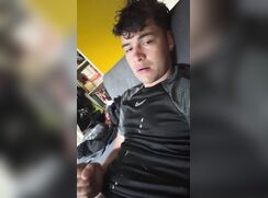 [ABX][A][182] Amateur wanking and hot cumshot