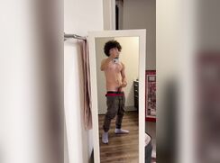 lightskin twink jerk off